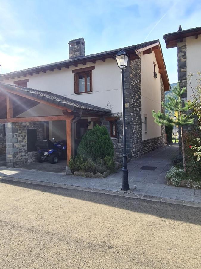 Vila Casa Pico Monje Villanúa Exteriér fotografie